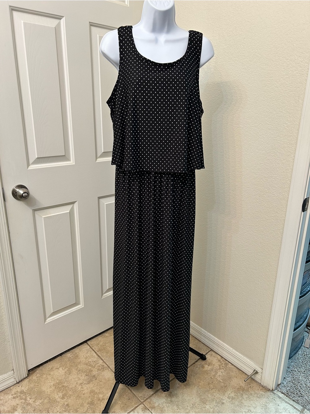 NWT $70 Robert Louis Black and White Polka Dot Maxi Dress 1X